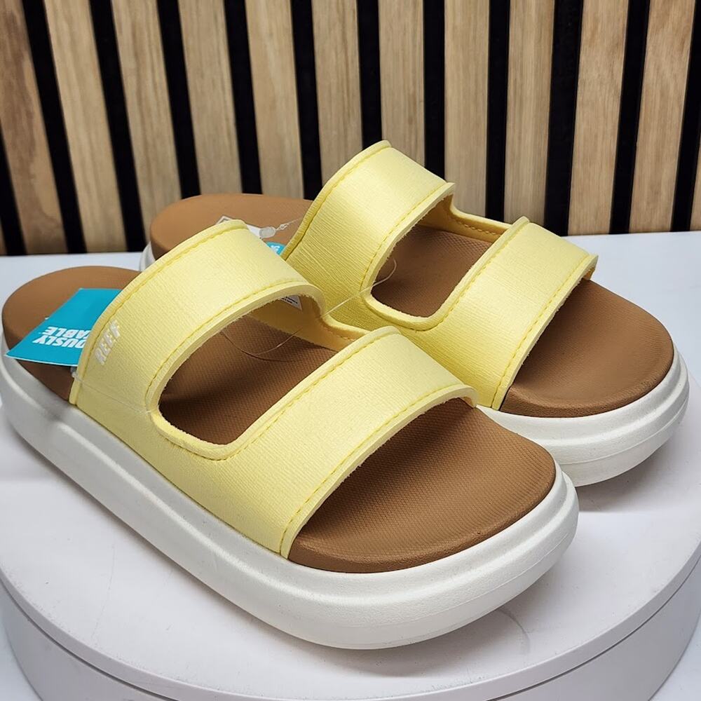 NEW - REEF Cushion Bondi 2 Bar Women’s Platform Sandals Pale Banana Size 8 - Picture 1 of 8